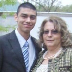 Meet your Posher, Inez